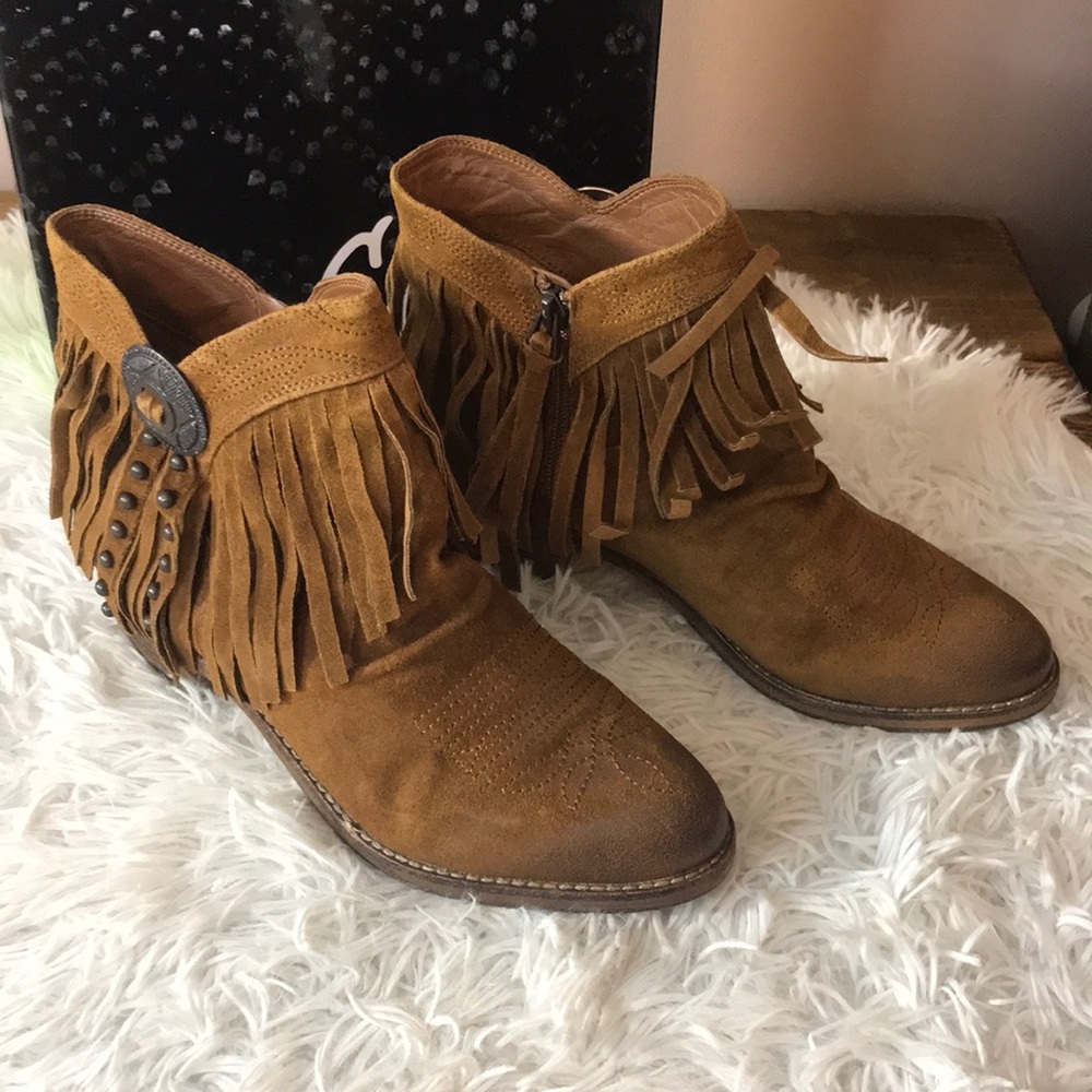 Sam Edelman Fringe Suede Ankle Booties in Brown